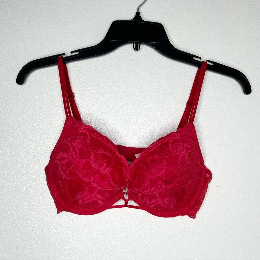 Victorias Secret Womens Red Lace Push Up Bra Size 34C